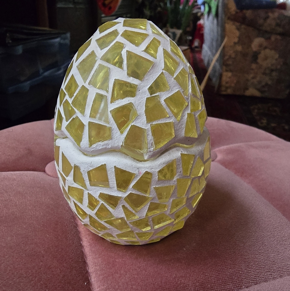 Easter egg Mosaic jewelry box